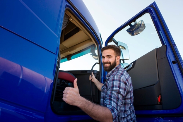 How to Become a Truck Driver A Step-by-Step Guide